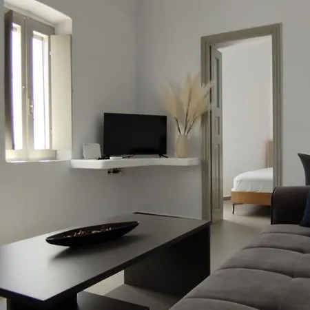 Mareva's House Пиргос