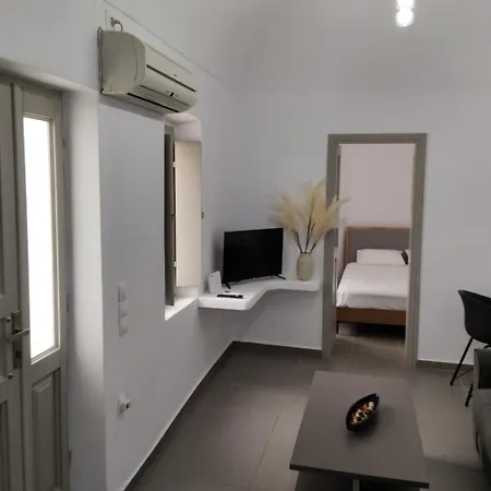 Mareva's House Пиргос