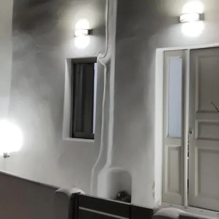 Mareva's House Пиргос